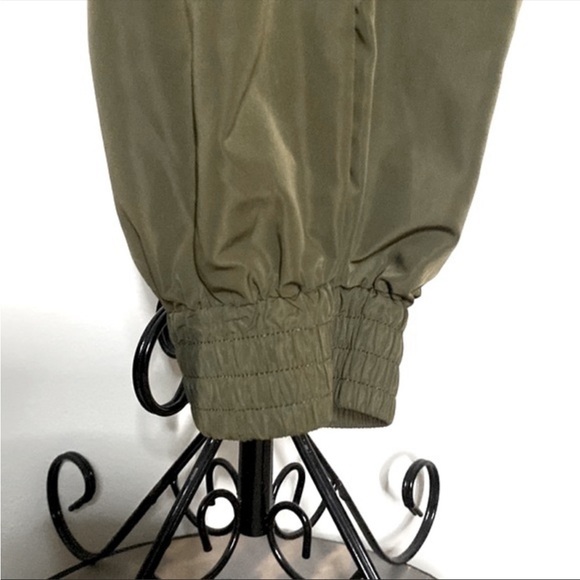 NWOT FASHION NOVA Green Aviator  Strapless Silky Cargo Jumper Romper Jumpsuit M - Picture 11 of 16